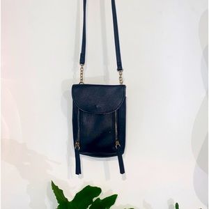 Crossbody purse